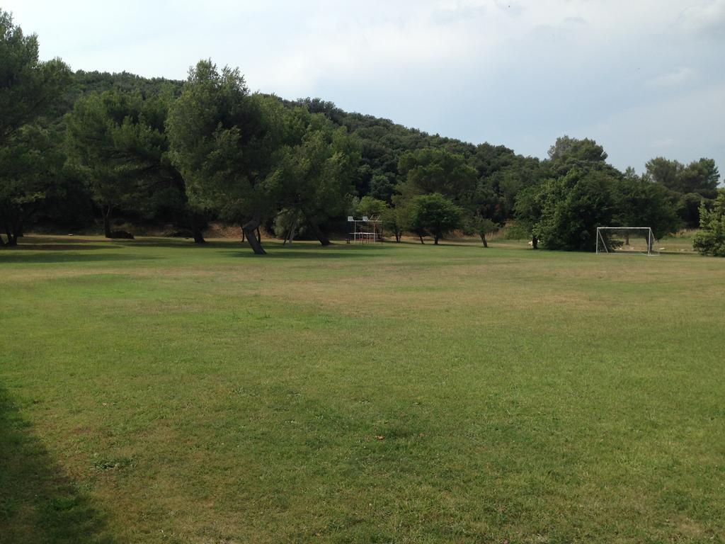 מלון Valliguieres Domaine Saint Martin מראה חיצוני תמונה