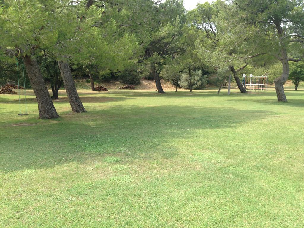 מלון Valliguieres Domaine Saint Martin מראה חיצוני תמונה