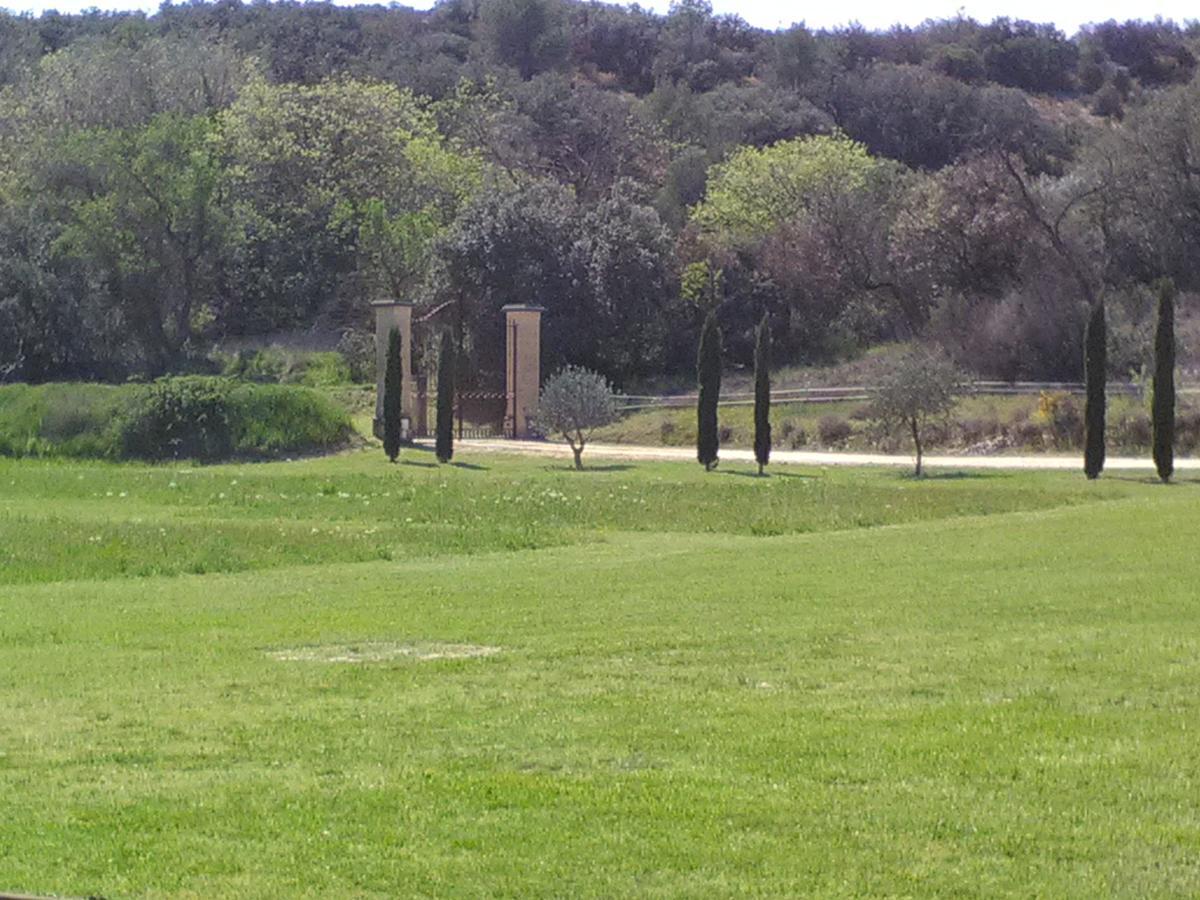 מלון Valliguieres Domaine Saint Martin מראה חיצוני תמונה